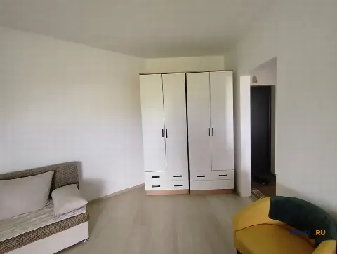 1-комн. квартира, 50 м², 4/4 эт.