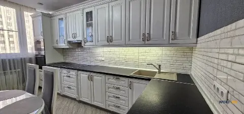 2-комн. квартира, 59 м², 10/19 эт.