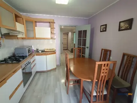 3-комн. квартира, 81 м², 4/9 эт.