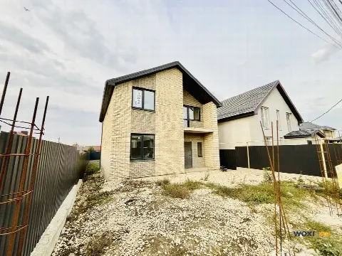 Дом 161 м² на участке 5 сот.