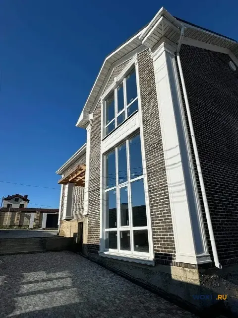 Дом 260 м² на участке 5 сот.