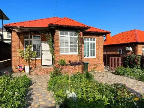 Дом 100 м² на участке 4 сот.