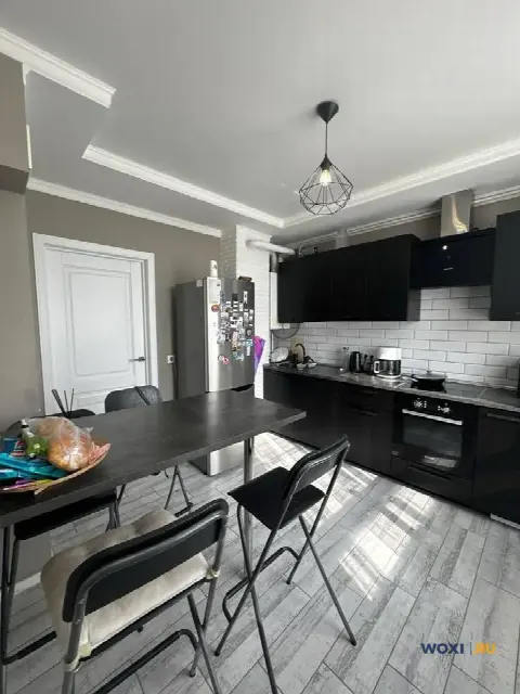 2-комн. квартира, 57 м², 2/5 эт.