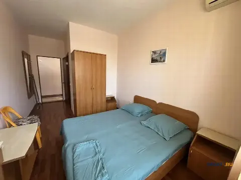 Дом 180 м² на участке 1 сот.