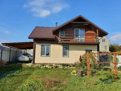Дом 140 м² на участке 5 сот.