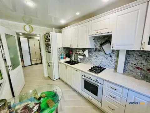 3-комн. квартира, 65 м², 5/9 эт.