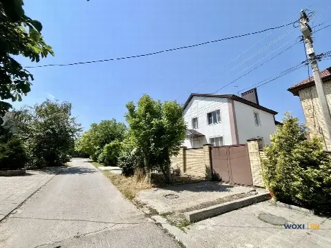 Дом 250 м² на участке 3 сот.