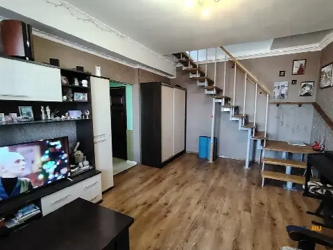 2-комн. квартира, 80 м², 5/5 эт.