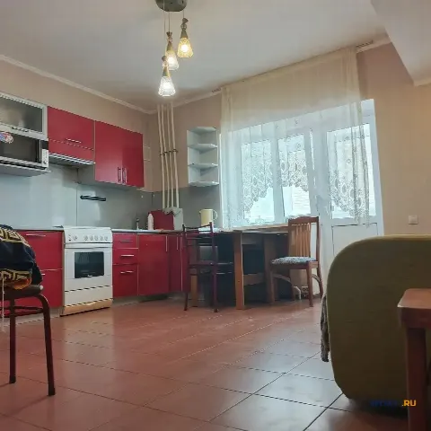 2-комн. квартира, 70 м², 2/6 эт.