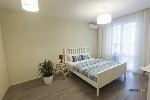 2-комн. квартира, 57 м², 1/8 эт.