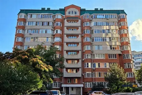 2-комн. квартира, 57 м², 8/10 эт.