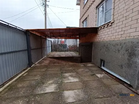 Дом 235 м² на участке 7 сот.