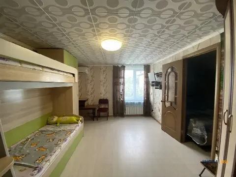 Дом 260 м² на участке 5 сот.