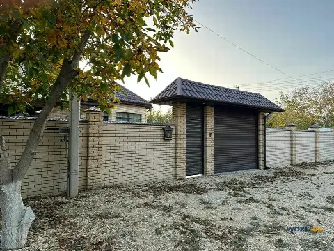 Дом 151 м² на участке 4 сот.