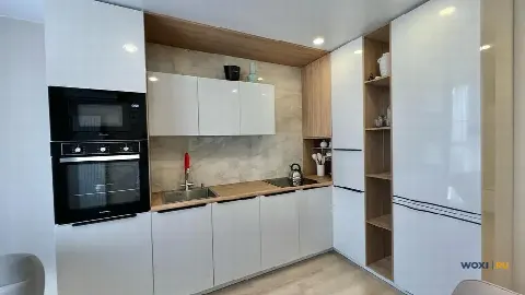 2-комн. квартира, 62 м², 3/9 эт.