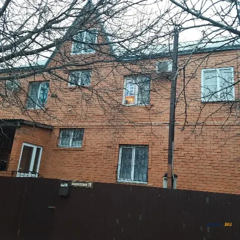 Дом 272 м² на участке 11 сот.