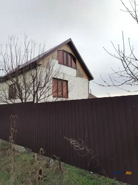 Дом 102 м² на участке 8 сот.