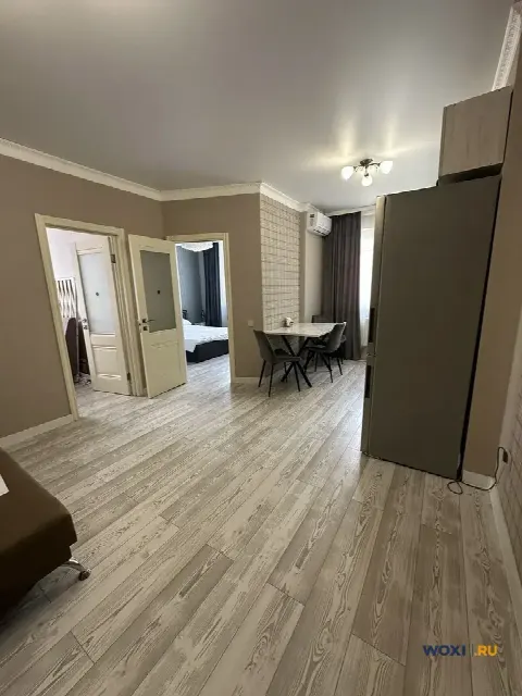 2-комн. квартира, 50 м², 1/18 эт.
