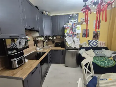 2-комн. квартира, 54 м², 3/16 эт.
