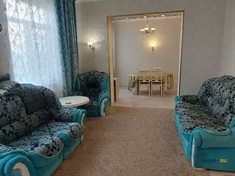 Дом 190 м² на участке 4 сот.