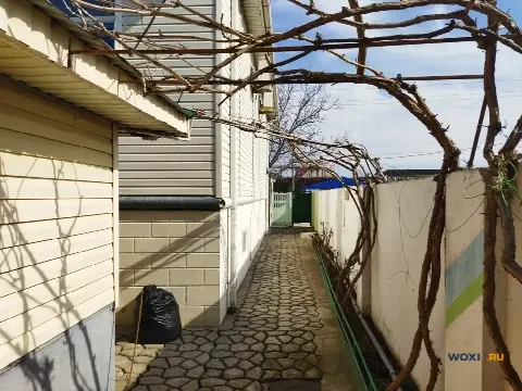 Дом 256 м² на участке 8 сот.