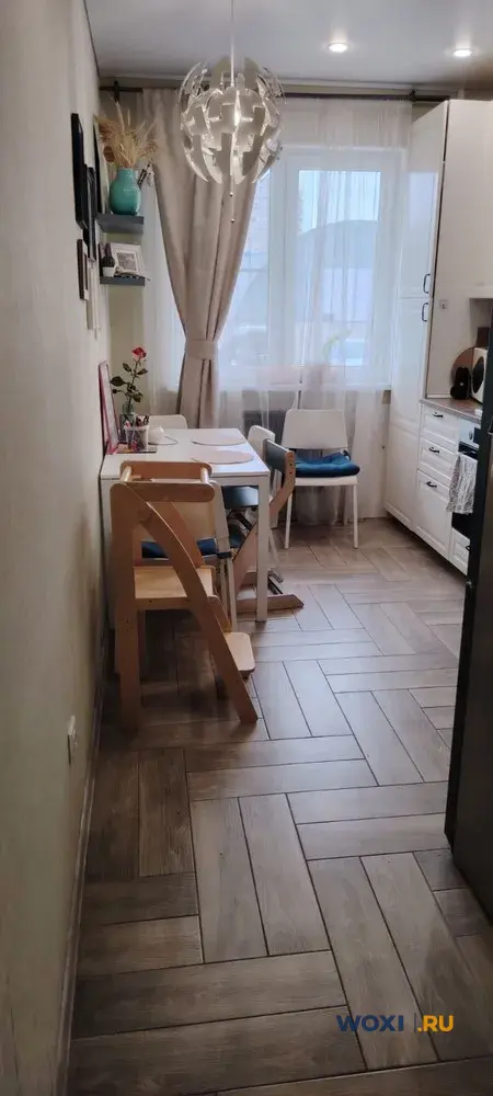 2-комн. квартира, 61 м², 1/9 эт.