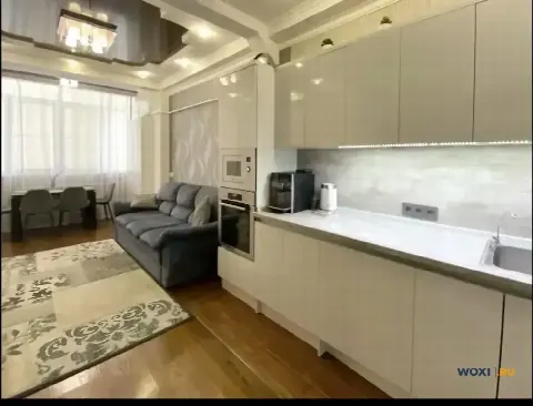 2-комн. квартира, 73 м², 3/7 эт.