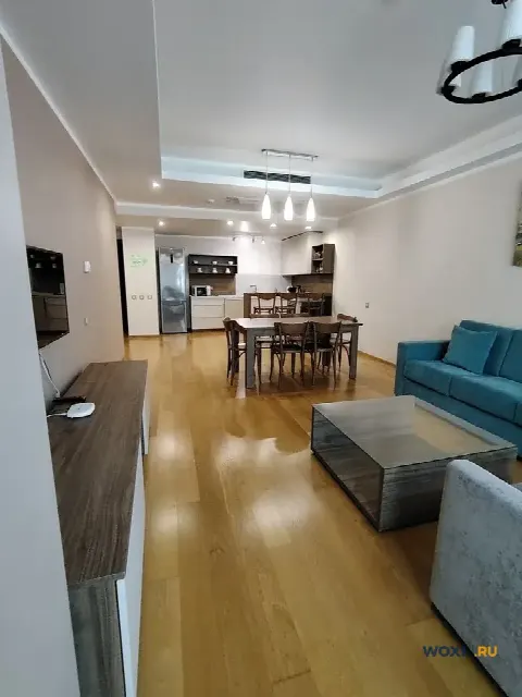 1-комн. квартира, 90 м², 2/13 эт.