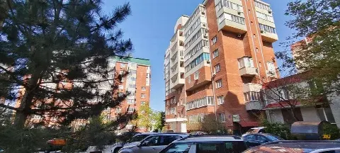 4-комн. квартира, 125 м², 1/9 эт.