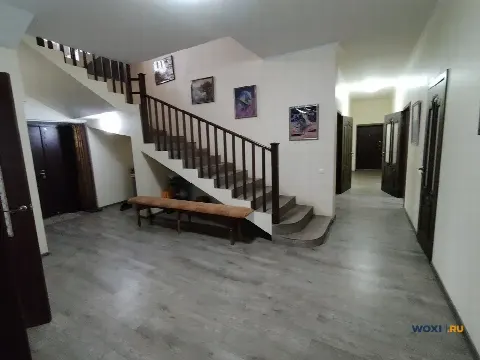 Дом 349 м² на участке 14 сот.