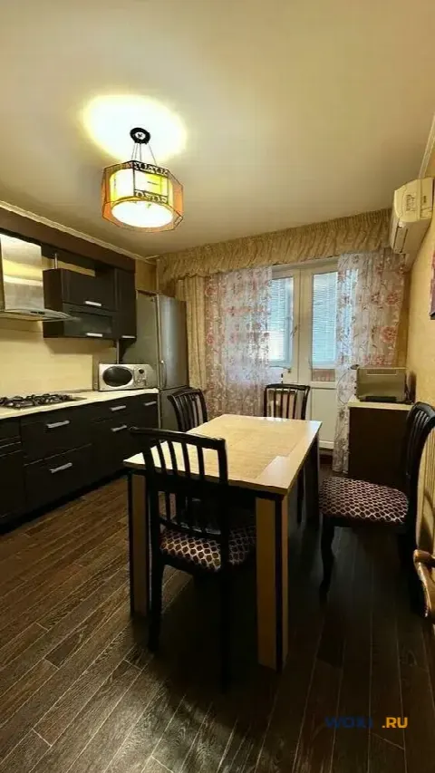 3-комн. квартира, 84 м², 2/9 эт.