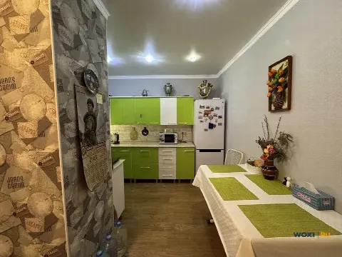 2-комн. квартира, 64 м², 4/4 эт.