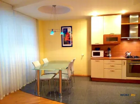3-комн. квартира, 96 м², 3/6 эт.