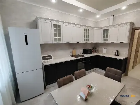 2-комн. квартира, 66 м², 1/3 эт.
