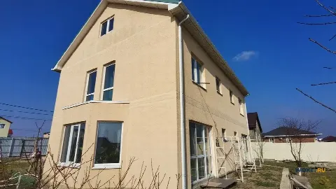 Дом 240 м² на участке 10 сот.