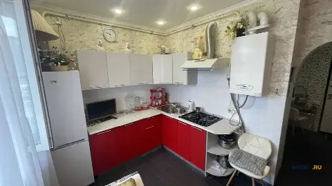 2-комн. квартира, 40 м², 1/9 эт.