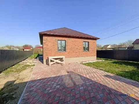 Дом 100 м² на участке 5 сот.