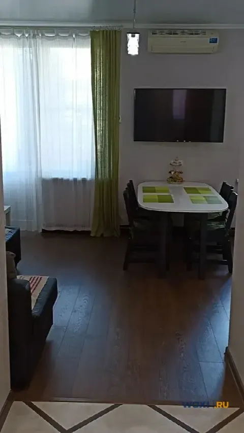 2-комн. квартира, 57 м², 2/3 эт.