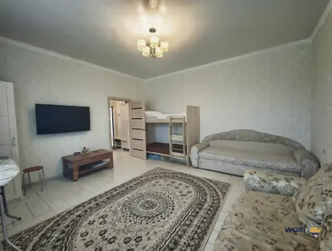 1-комн. квартира, 40 м², 3/3 эт.