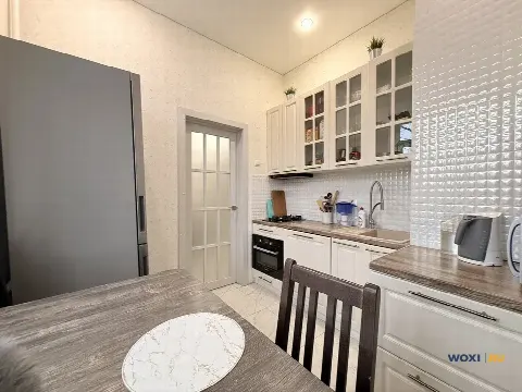 3-комн. квартира, 61 м², 3/4 эт.