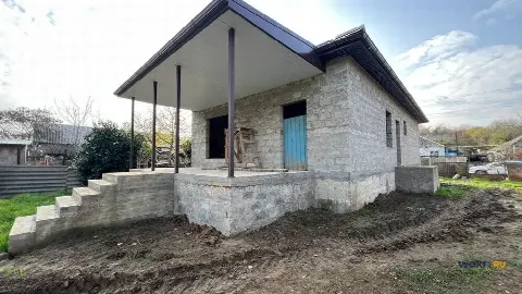 Дом 100 м² на участке 16 сот.