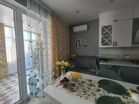 Дом 158 м² на участке 5 сот.