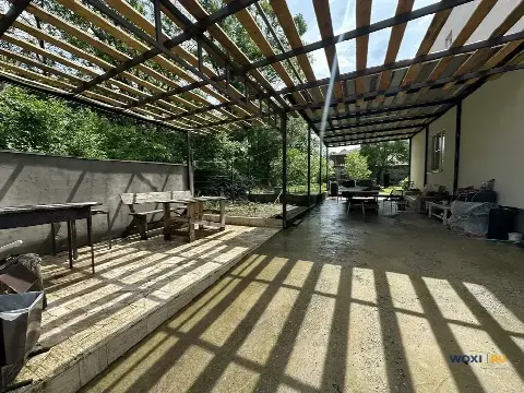 Дом 180 м² на участке 7 сот.