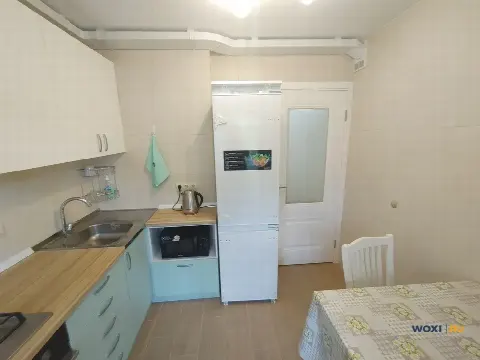 2-комн. квартира, 53 м², 3/5 эт.