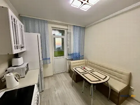 1-комн. квартира, 42 м², 13/19 эт.