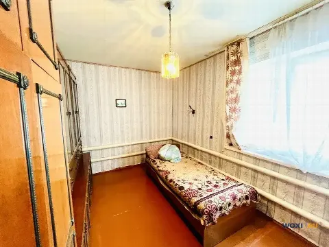 3-комн. квартира, 54 м², 2/2 эт.