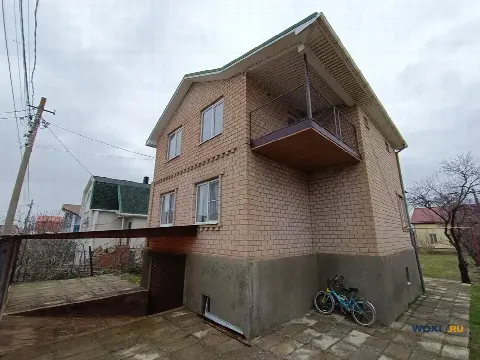 Дом 235 м² на участке 7 сот.