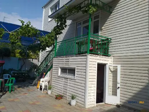 Дом 250 м² на участке 4 сот.