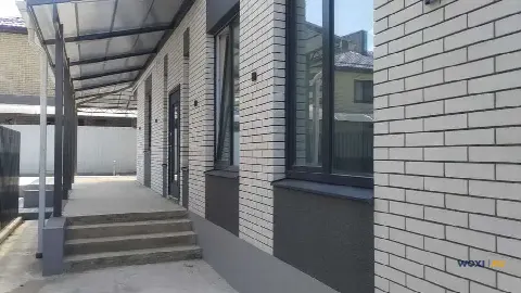 Дом 218 м² на участке 6 сот.