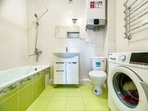 2-комн. квартира, 55 м², 1/3 эт.